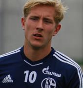 Lewis Holtby